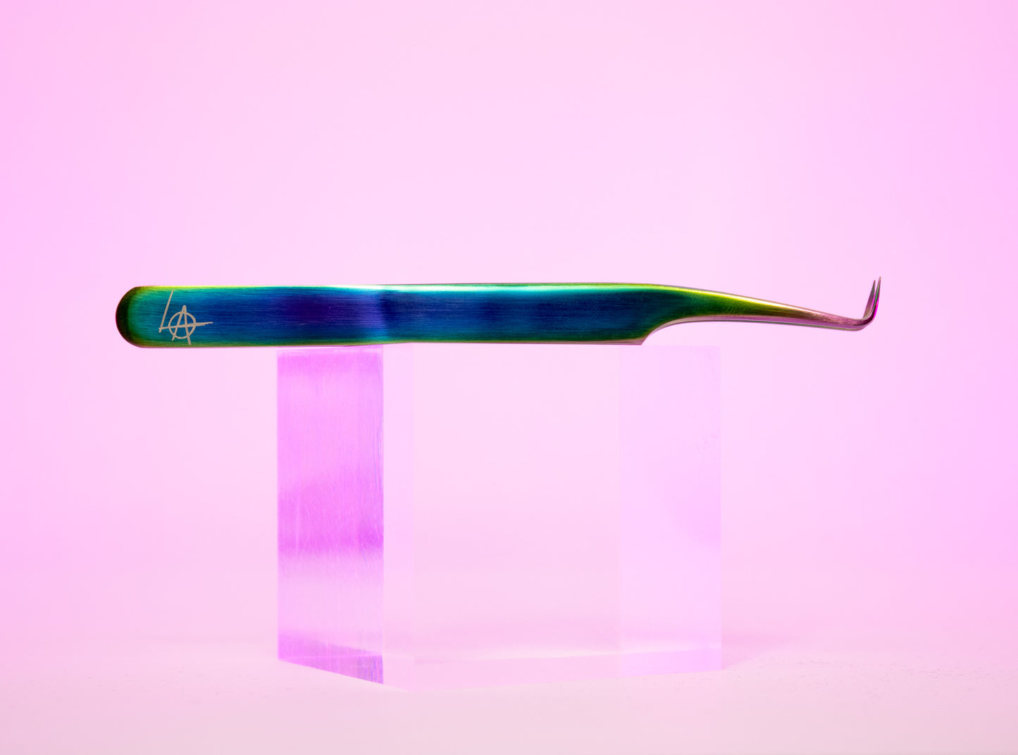 MegaVolume 90° Tweezer Rainbow Metal