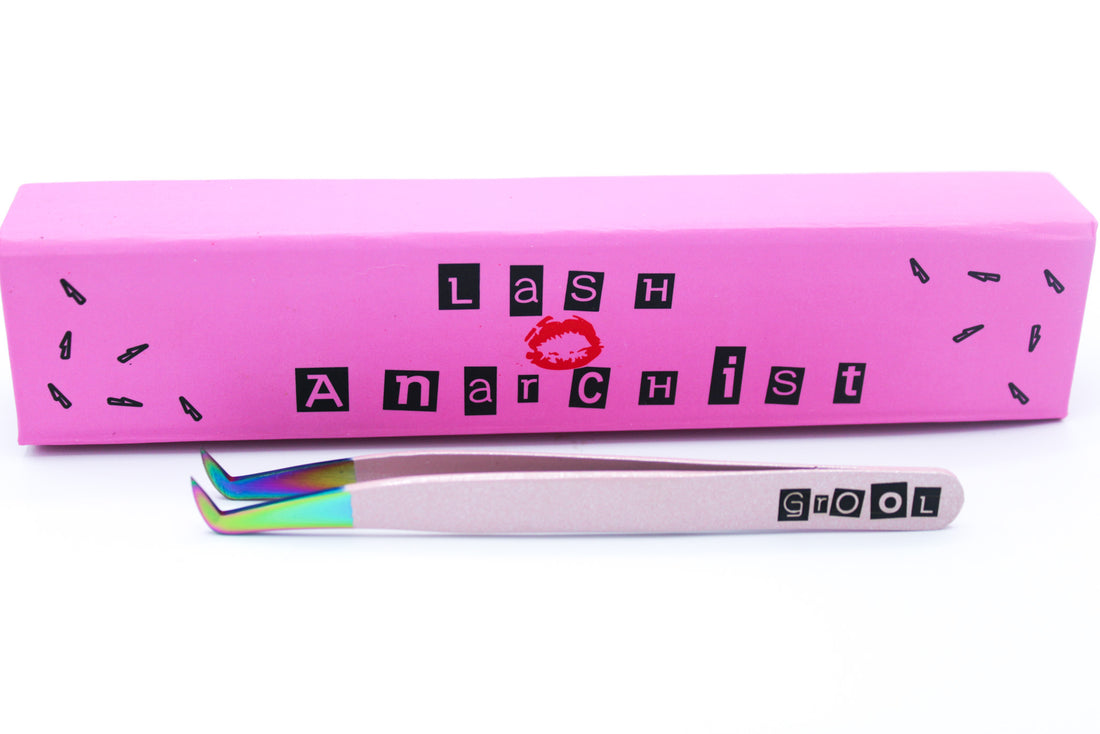 Volume Boot Tweezers Plastics Collection 'Grool'